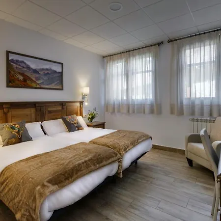 Bosque De Gamueta 3*